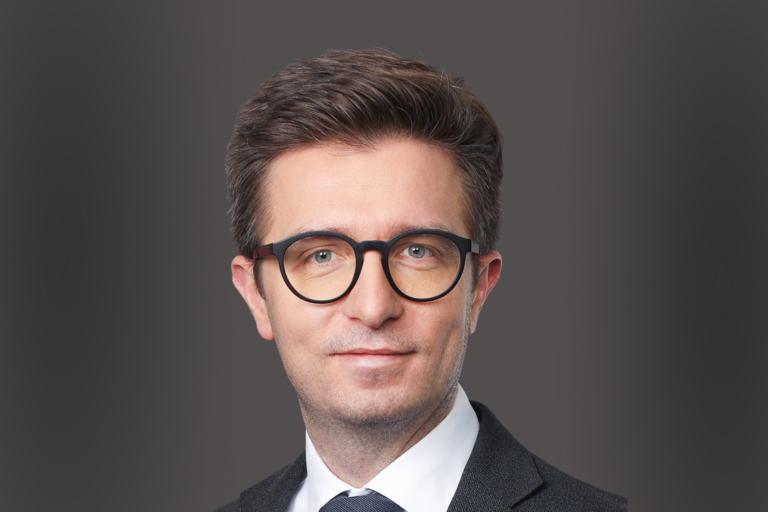 Oskar Waluśkiewicz nowym szefem praktyki energetycznej DLA Piper