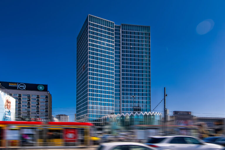 Eversheds Sutherland przenosi się do Widok Towers